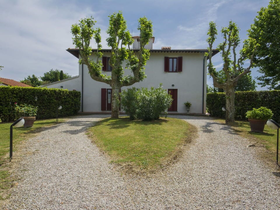 Property, House, Real Estate, Home, Building, Residential Area, Land Lot, Tree, Estate, Architecture