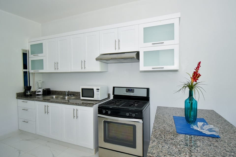 Kitchen with island