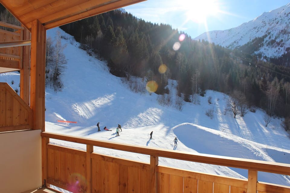 Snow and ski sports