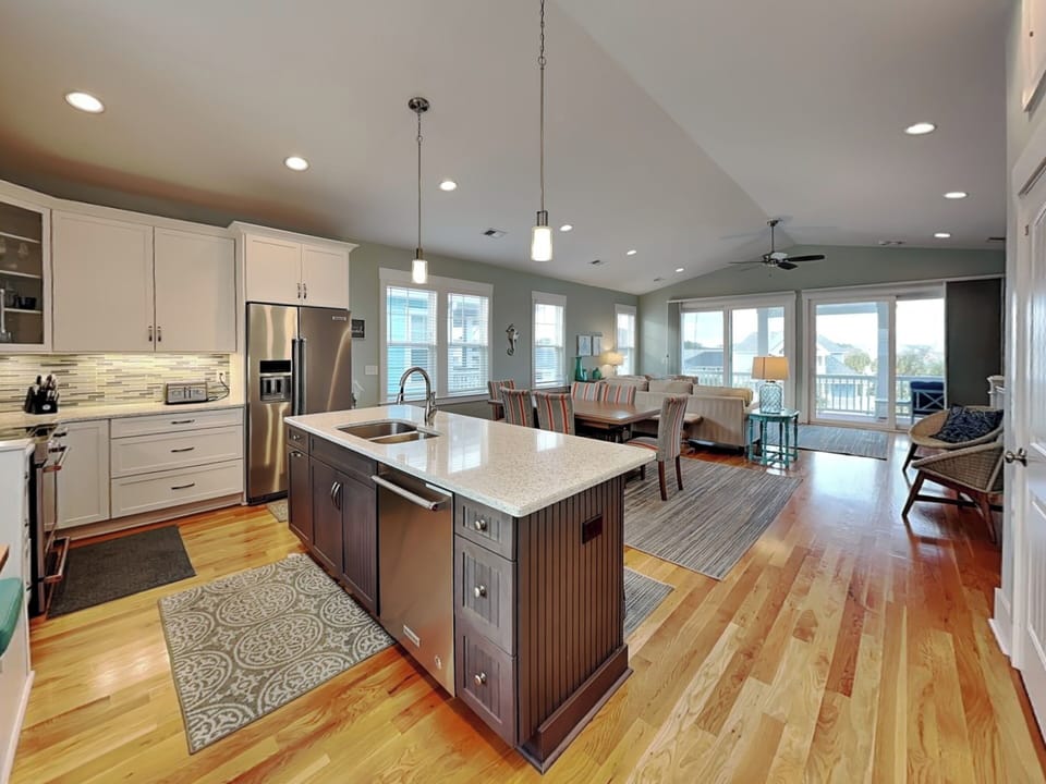 Fully Equipped Kitchen with Stainless Steel Appliances