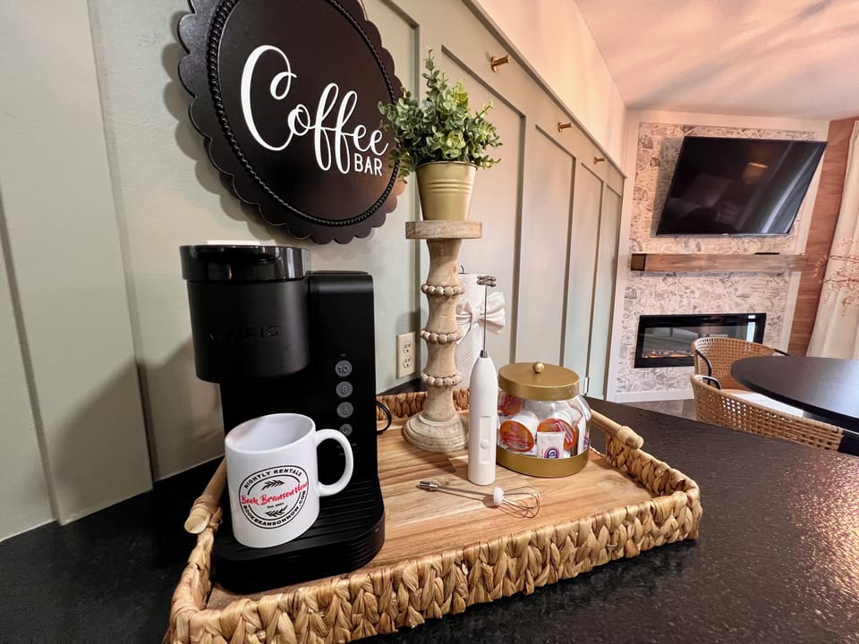 Keurig and drip coffee maker provided