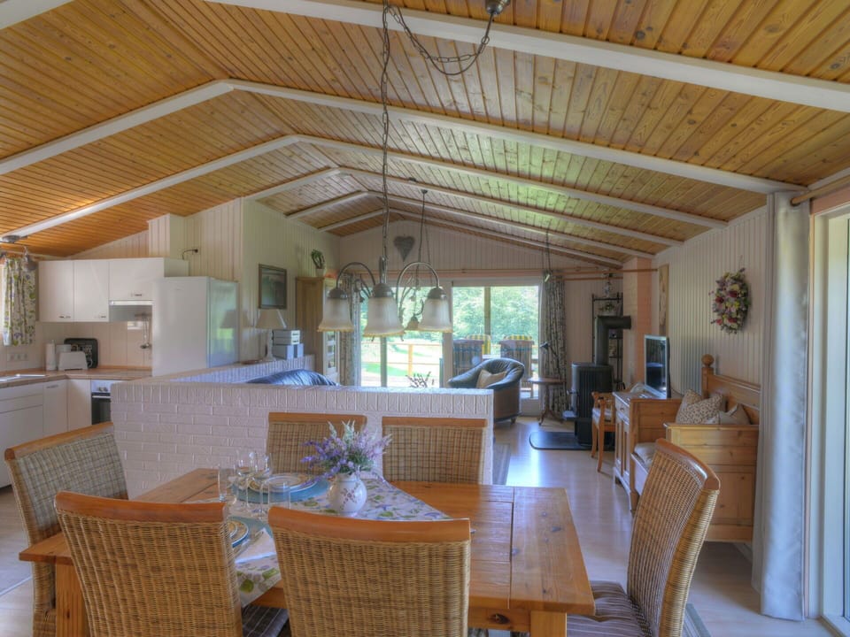 Furniture, Table, Property, Chair, Couch, Wood, Interior Design, Architecture, Flooring, Living Room