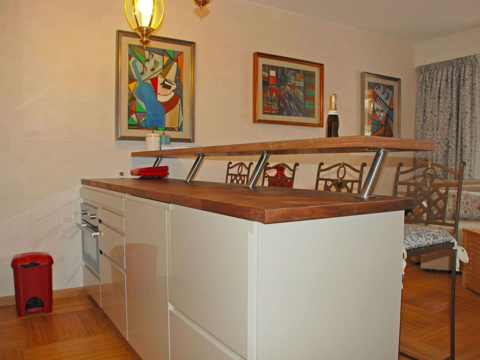 Room, Furniture, Property, Interior Design, Table, House, Building, Floor, Real Estate, Wood