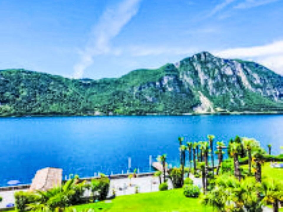 Cloud, Water, Sky, Plant, Water Resources, Mountain, Natural Landscape, Azure, Tree, Lake