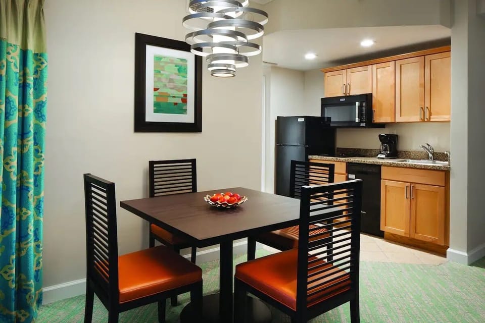Ding area and kitchen #2