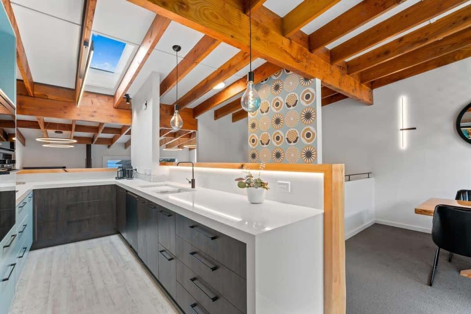 Modern kitchen 