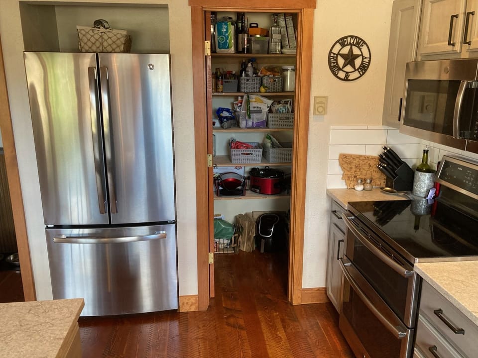 Kitchen Pantry
