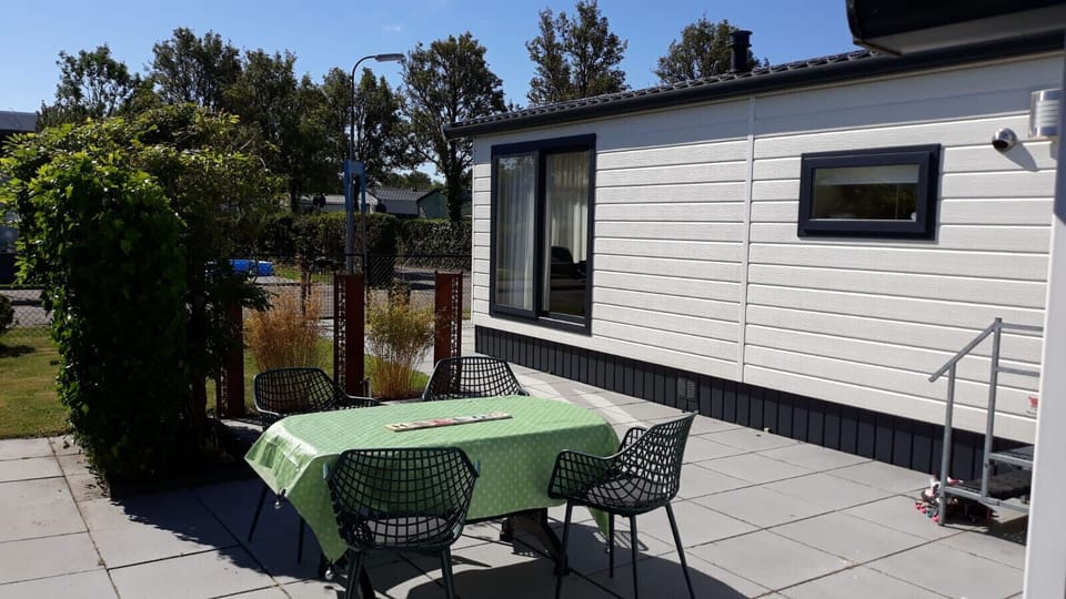 Terrace, Veranda, Garden chair, Garden table and Front Garden - EEZZ