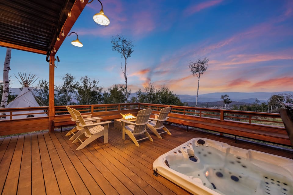 Glenwood Springs Vacation Rental | 4BR | 3.5BA | Step-Free Entry | 2,763 Sq Ft