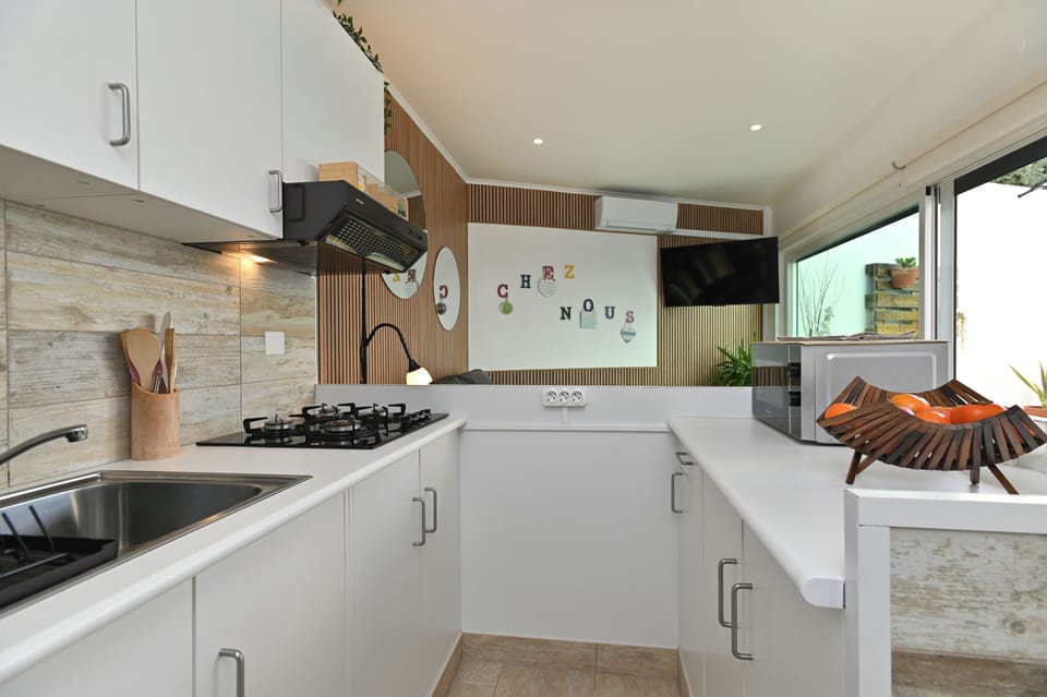 Kitchenette
