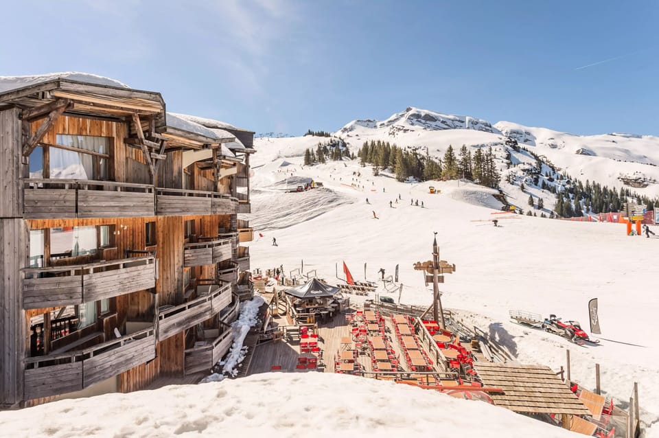 Snow and ski sports