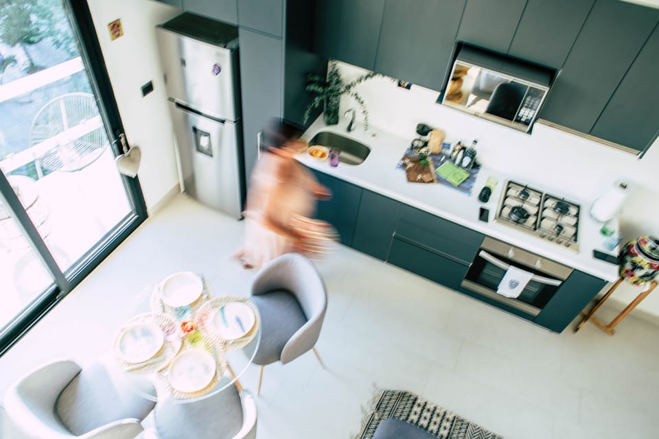 The kitchen offers all the comforts of home.