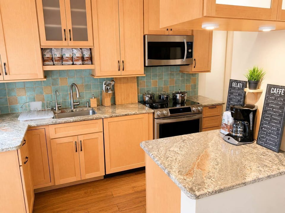 Fully equipped kitchen
