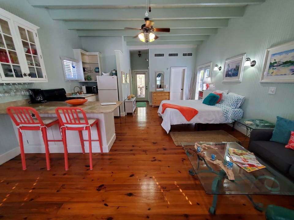 Spacious unit; nicely appointed with art, high ceilings and a lot of light