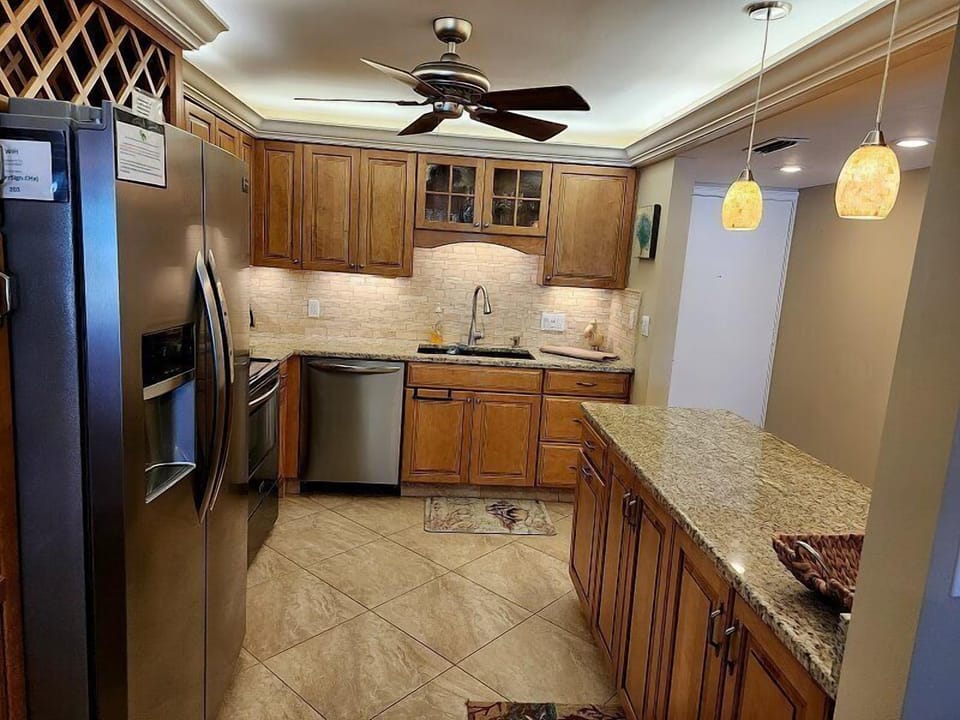 Kitchen 1