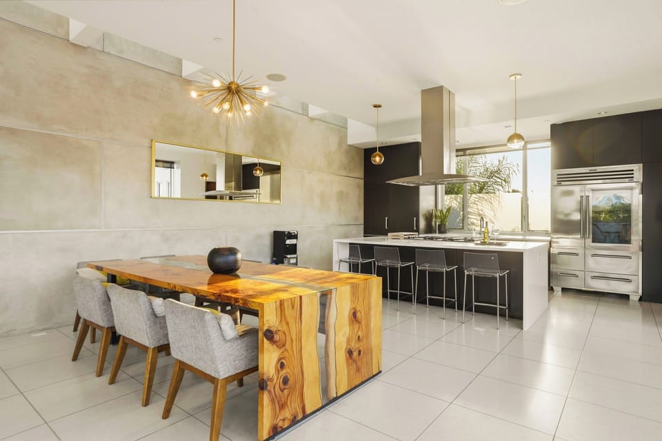 Gourmet kitchen with Sub Zero