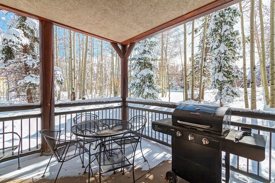 Patio with Private Grill