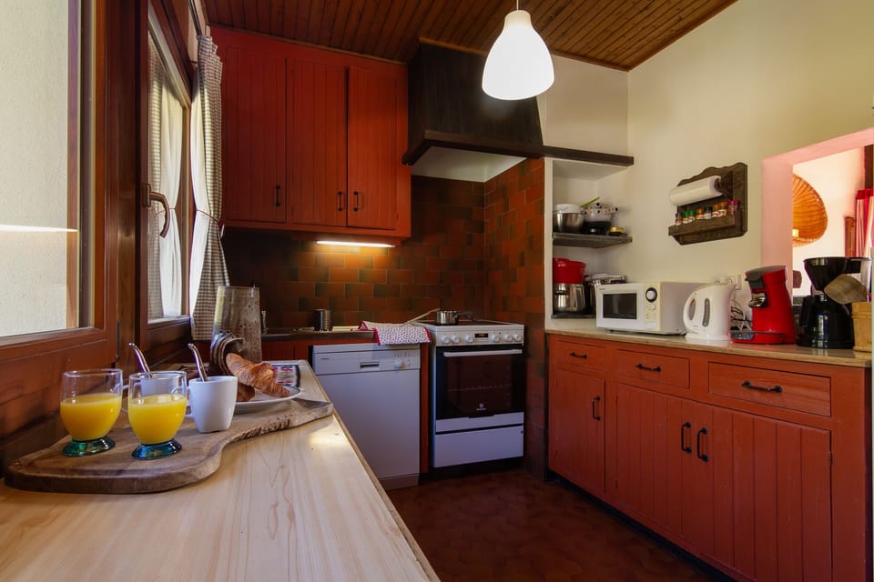 Fully equipped kitchen
