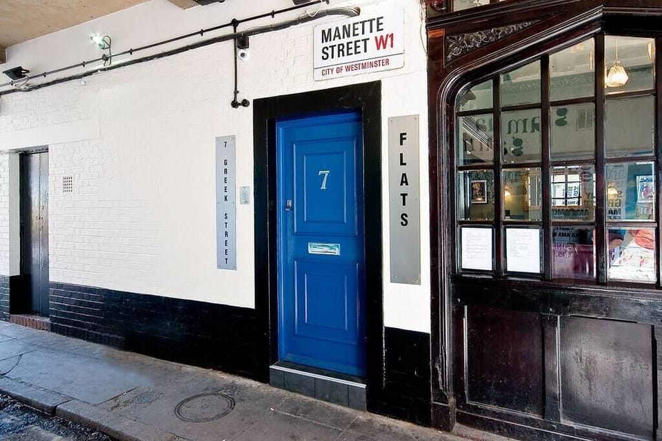 Access via the Side Entrance