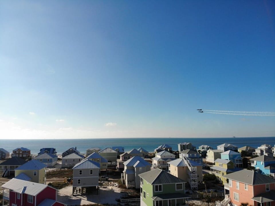 Beach/ocean view