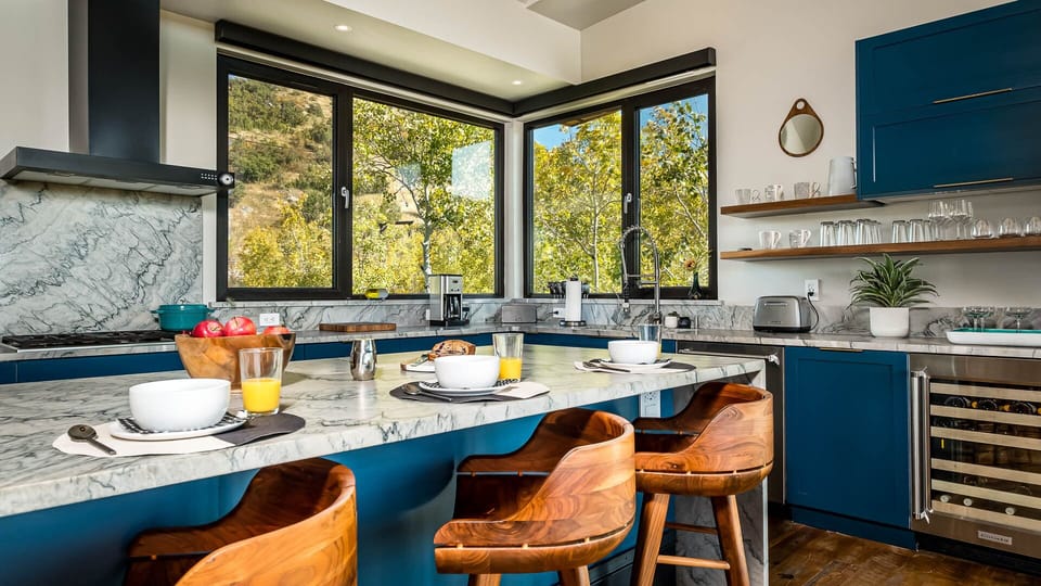 Kitchen, Main Level