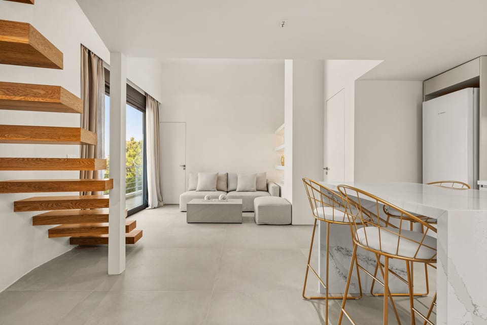 Living room,Dining area,City views