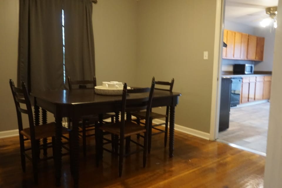 Dining area right of kitchen