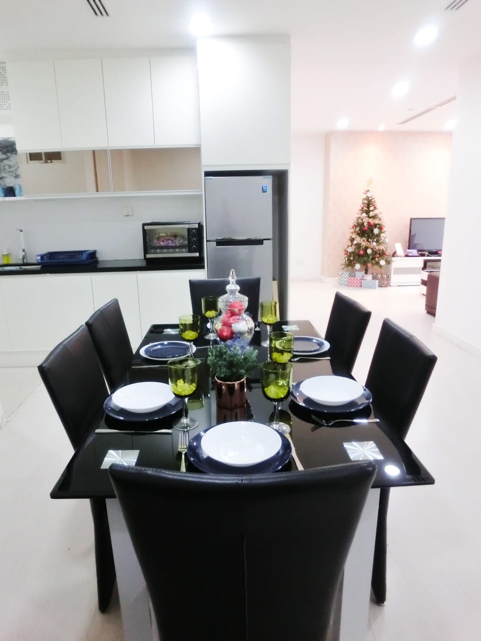 Dining Area Overview