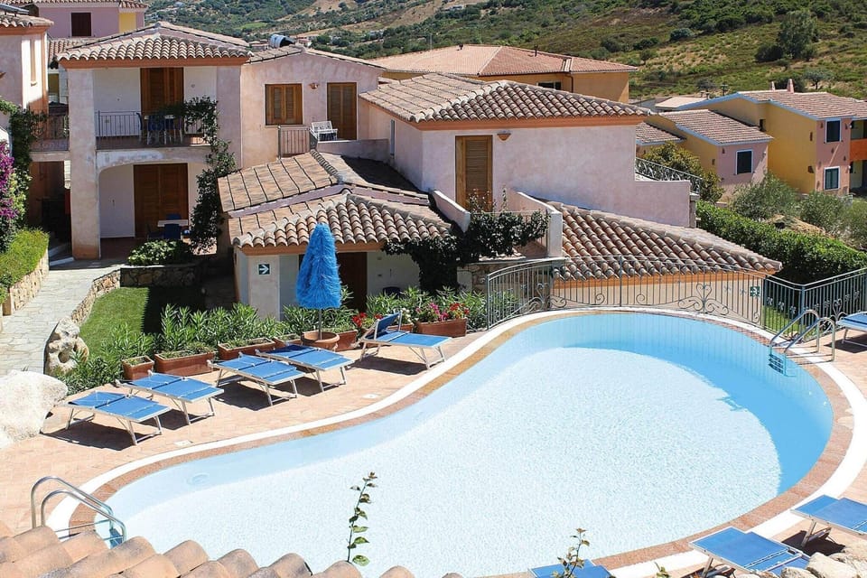 Holiday Home Swimming Pool