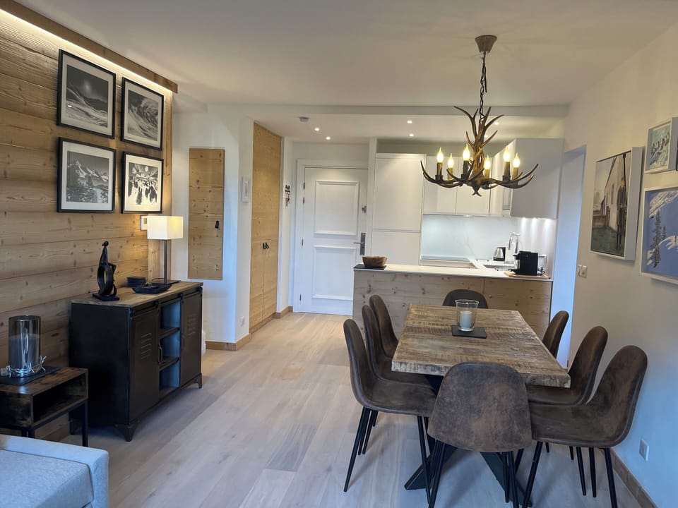 Dining room/kitchen