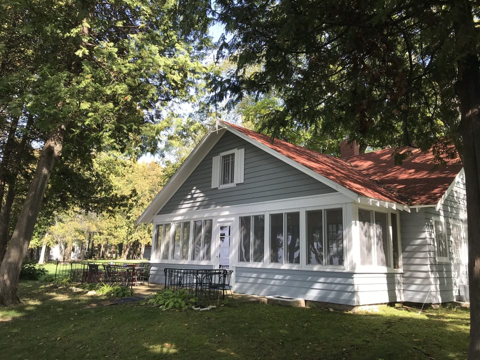 Water side of cottage,  3 season porch