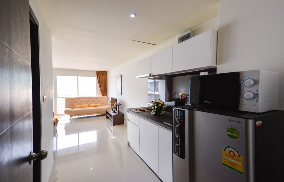 BeststayinPhuket Poolview Condo C31