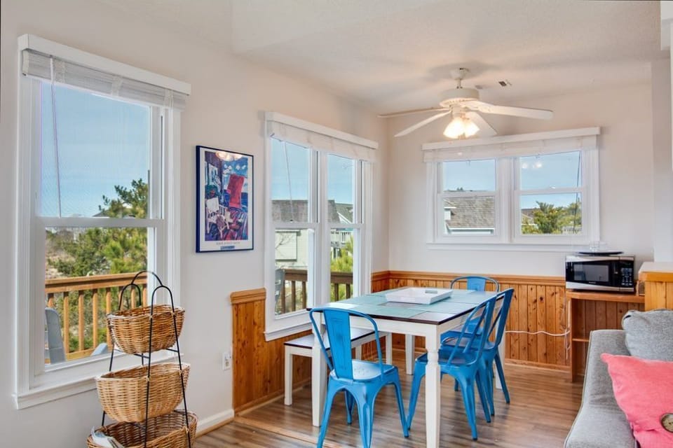 Eat In Kitchen Area