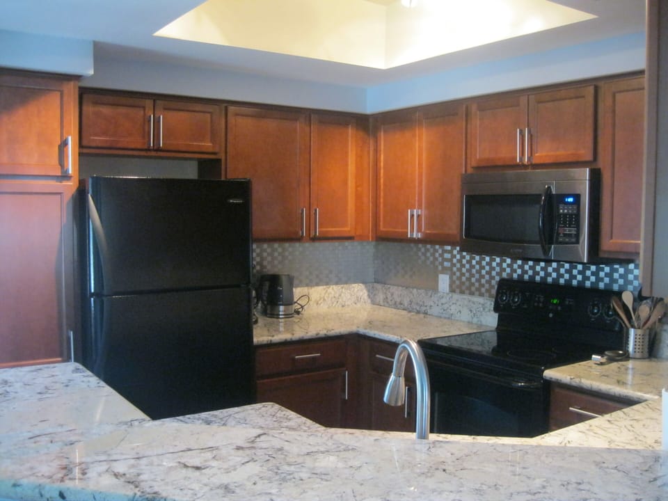 Freshly renovated kitchen with all the amenities you need!