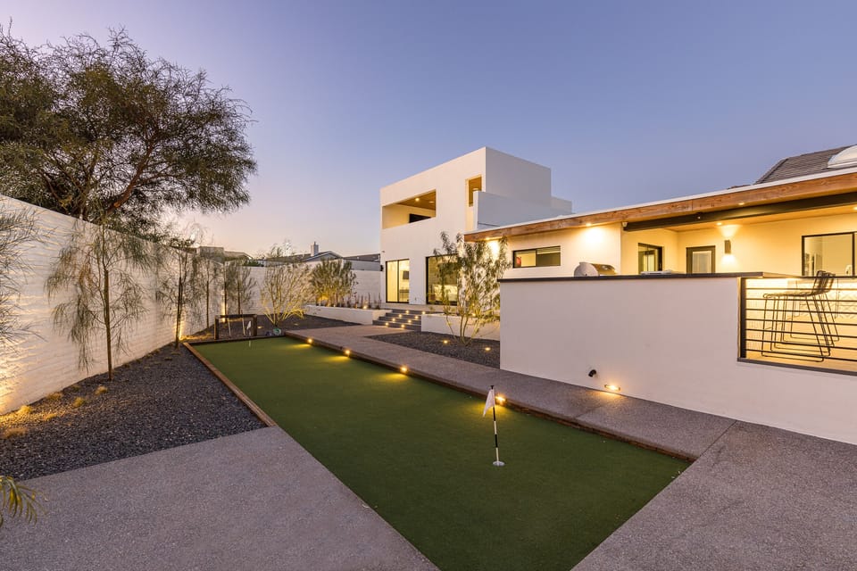 Experience endless fun with our illuminated Bocce ball and putt-putt combo game area! Perfect for families, this vibrant space lights up at night, promising hours of entertainment for both kids and adults alike.