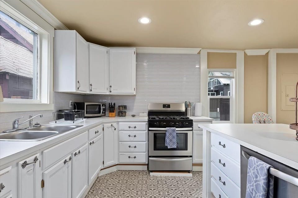 The Heart of the home, the Kitchen!