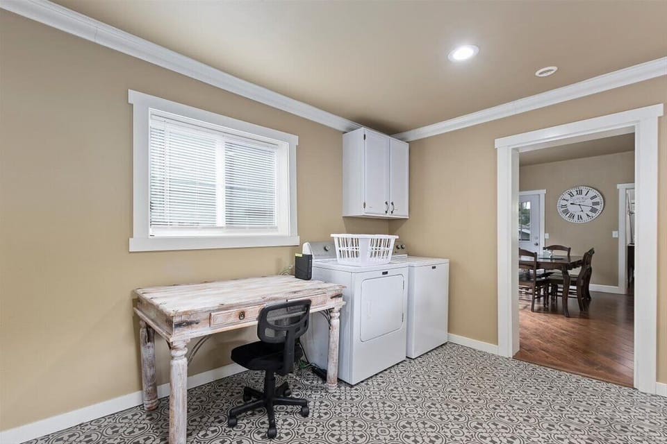 Laundry and Work desk Area
