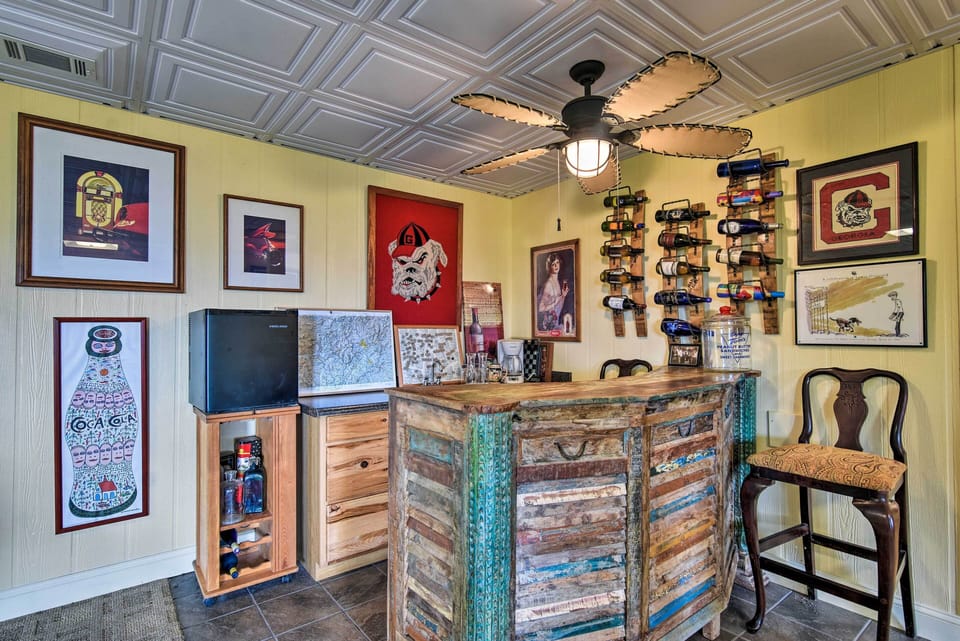 Wet Bar
