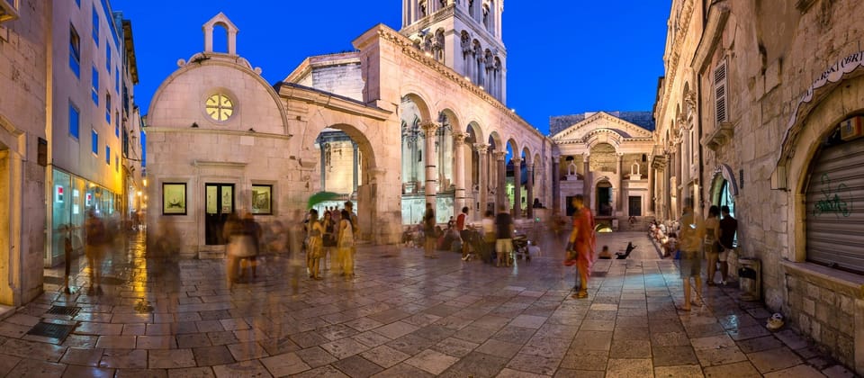 Peristil square, 4 min walking from the apartment