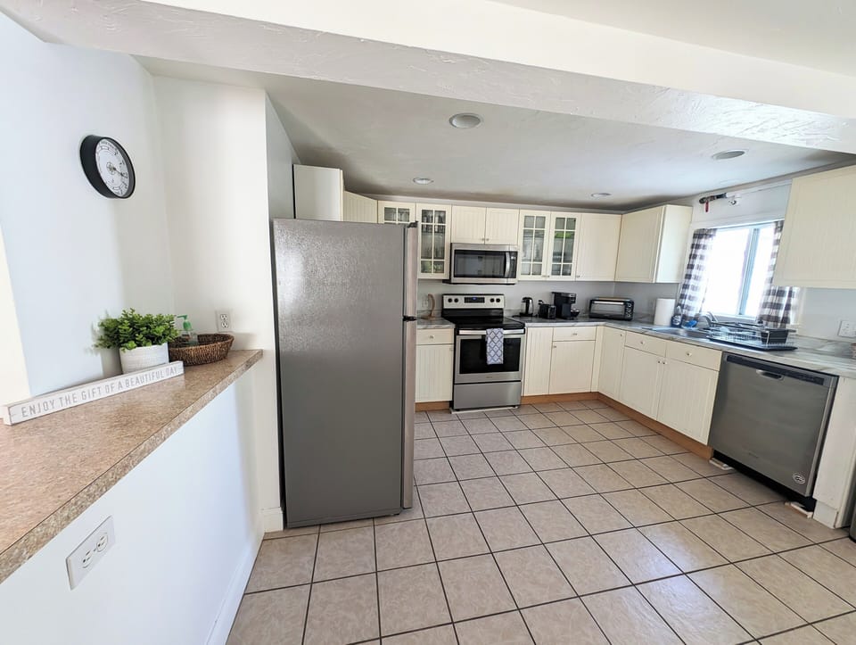 Large kitchen area