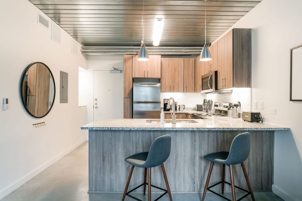 Create delicious meals in this well-equipped kitchen with modern amenities.