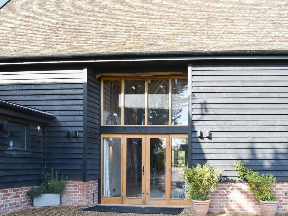 Lovely rural holiday accommodation | Ivy Todd Barn, Ashdon, near Saffron Walden