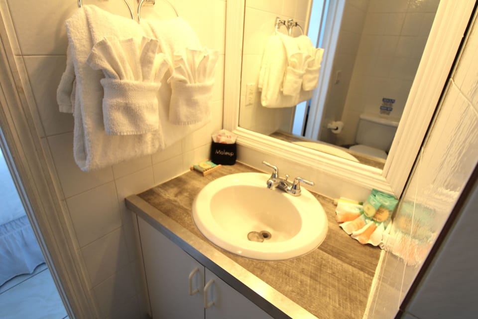 Upstairs bathroom