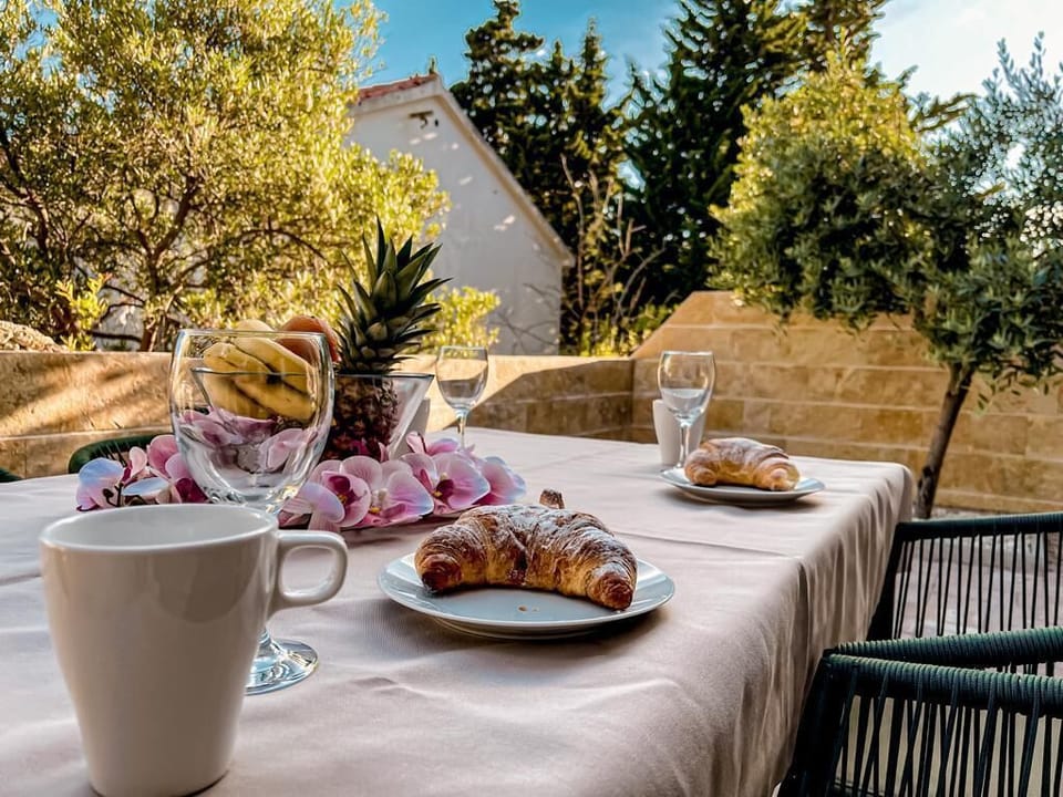 ideal place for morning coffee