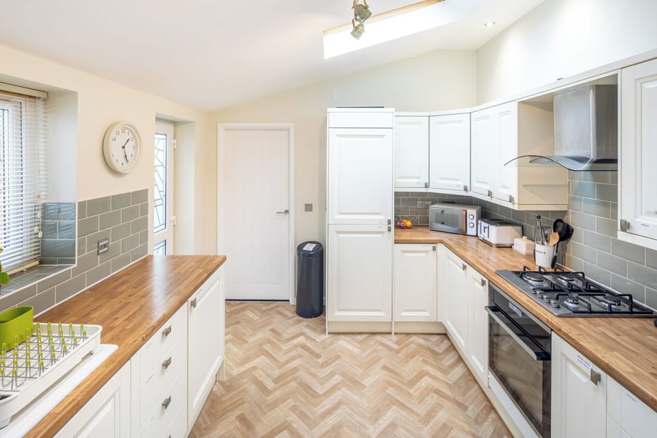 Spacious and practical kitchen
