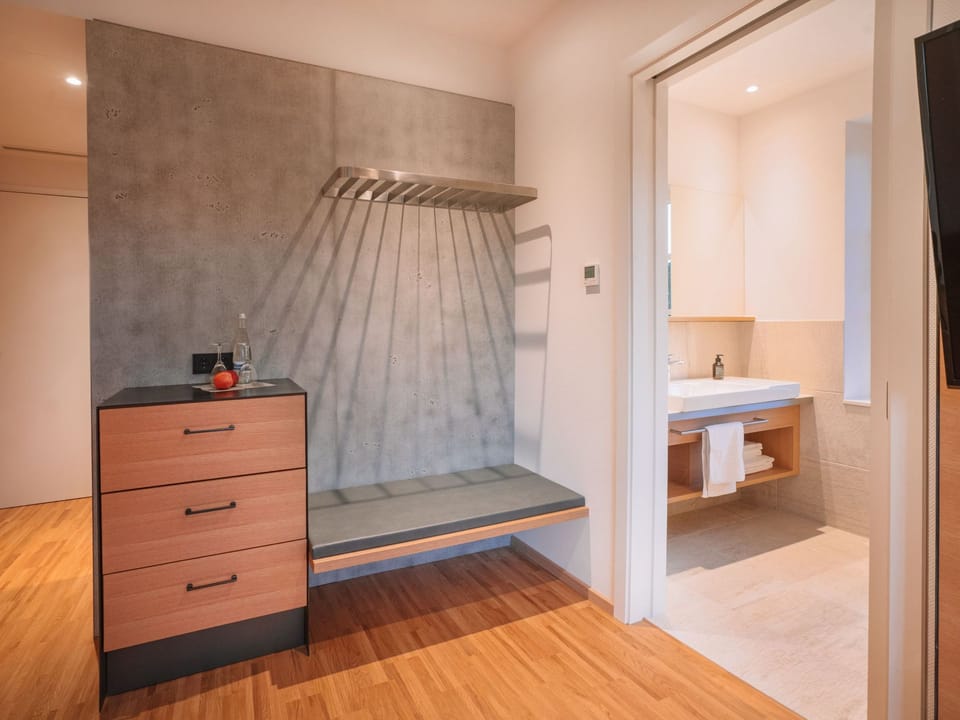Zimmer 1, Doppelzimmer mit Dusche und WC Apartment in Ortenau
