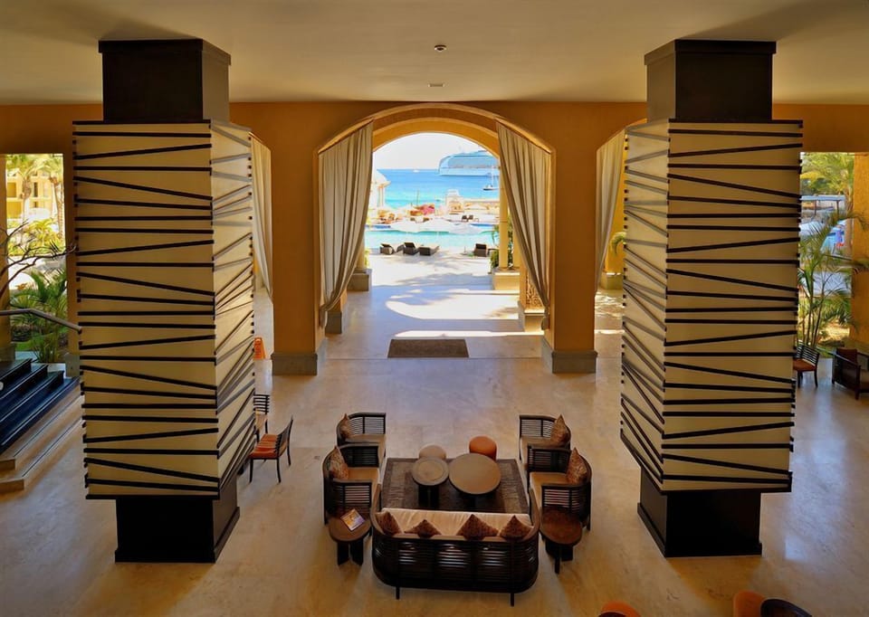 Casa Dorada Lobby
