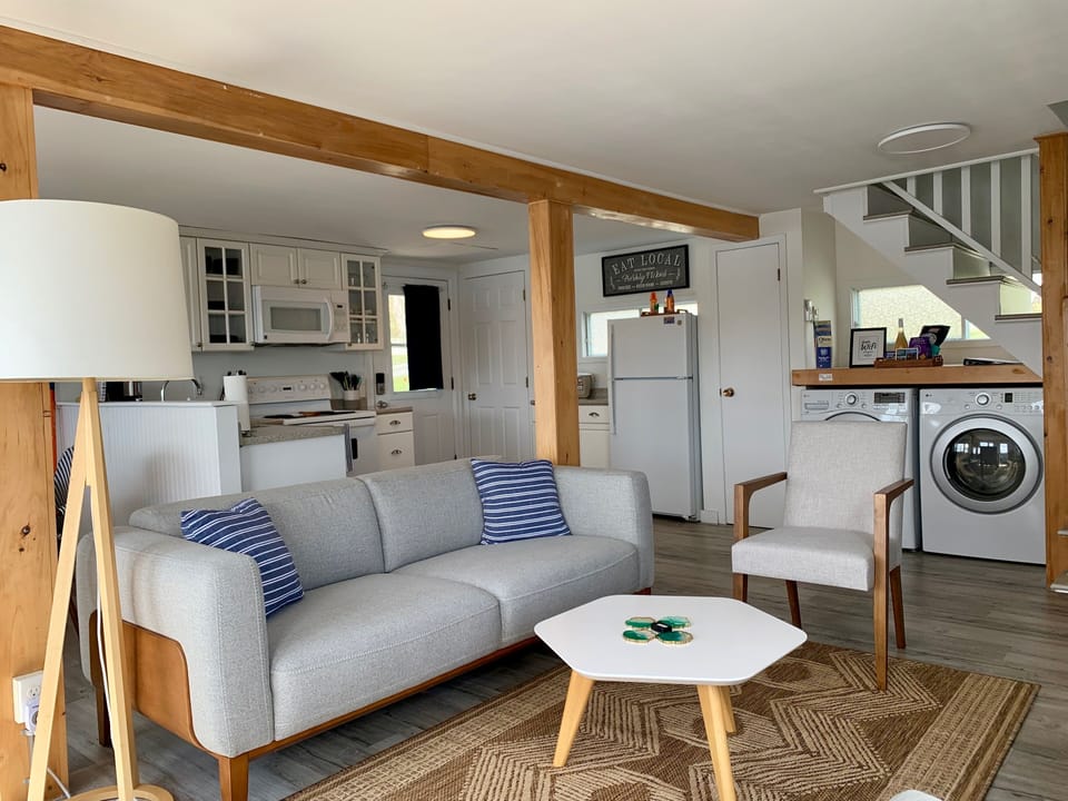 Open Concept Living With New Furniture And Air Conditioning. 