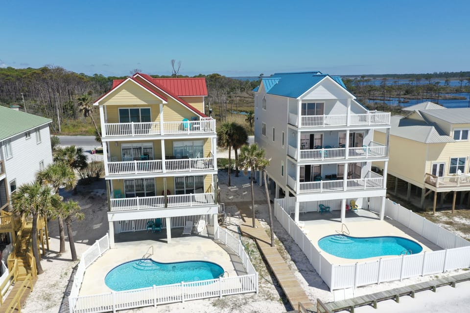 Five on the Beach & Villa Del Sol