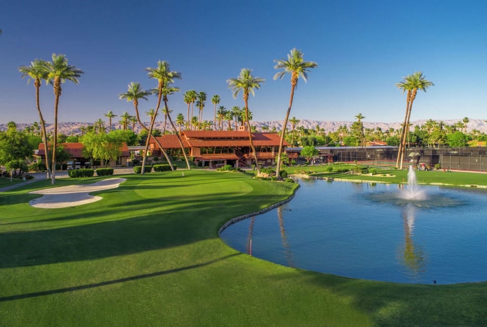 Clubhouse, golf course & tennis/pickelball courts